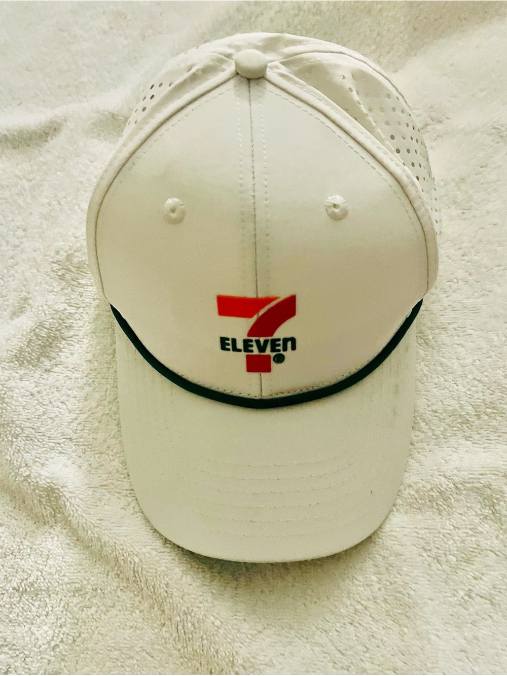 7 - Eleven White Men's Logo Trucker Cap - Breathable SnapBack Active Hat